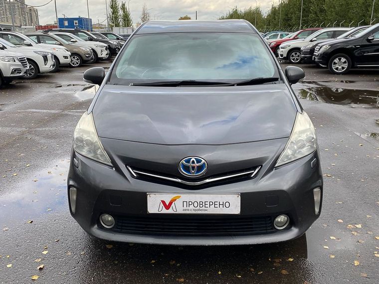 Toyota Prius Alpha 2013 года, 316 869 км - вид 3