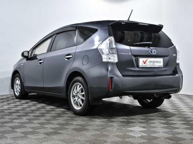 Toyota Prius Alpha 2013 года, 316 869 км - вид 6