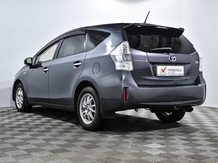 Toyota Prius Alpha 2013 года, 316 869 км - вид 6