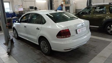 Volkswagen Polo 2019 года, 103 000 км - вид 4