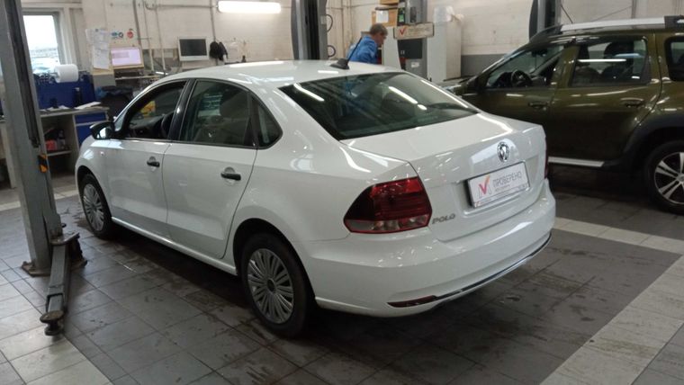 Volkswagen Polo 2019 года, 103 000 км - вид 4