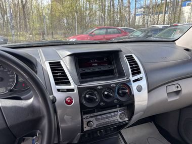 Mitsubishi Pajero Sport 2011 года, 212 559 км - вид 12