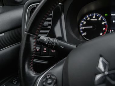Mitsubishi Outlander 2021 года, 185 985 км - вид 6