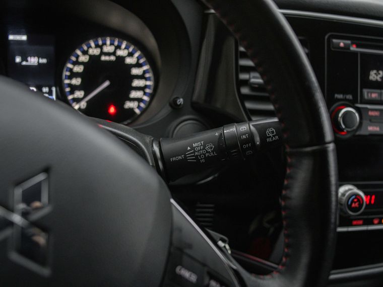 Mitsubishi Outlander 2021 года, 185 985 км - вид 8