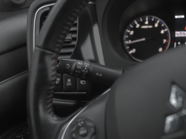 Mitsubishi Outlander 2021 года, 185 985 км - вид 6