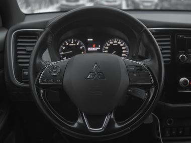 Mitsubishi Outlander 2021 года, 185 985 км - вид 7