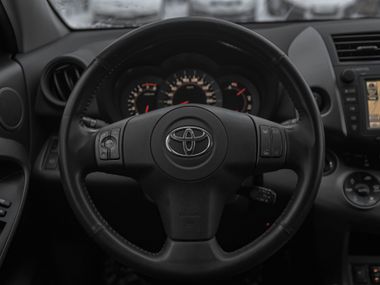 Toyota RAV4 2012 года, 120 000 км - вид 7