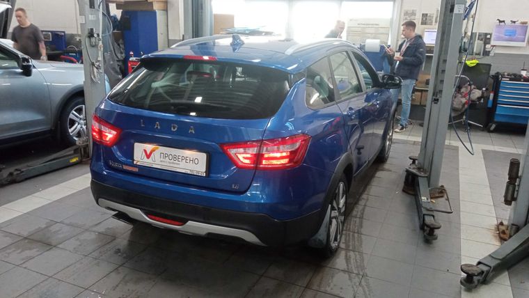 ВАЗ (LADA) Vesta Cross 2021 года, 43 900 км - вид 3