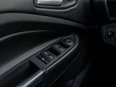 Ford Kuga 2014 года, 161 101 км - вид 9