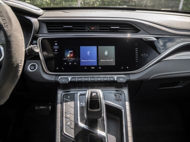 Geely Atlas Pro 2022 года, 69 474 км - вид 9