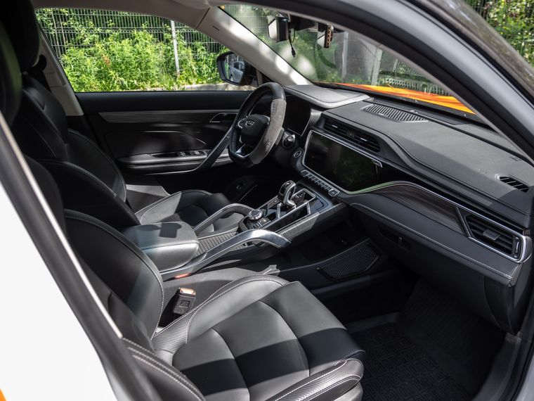 Geely Atlas Pro 2022 года, 69 474 км - вид 16