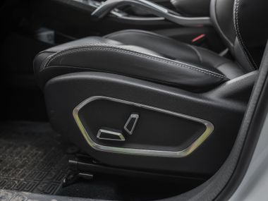 Geely Atlas Pro 2022 года, 69 474 км - вид 14