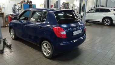 Skoda Fabia 2011 года, 118 909 км - вид 3