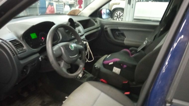 Skoda Fabia 2011 года, 118 909 км - вид 5