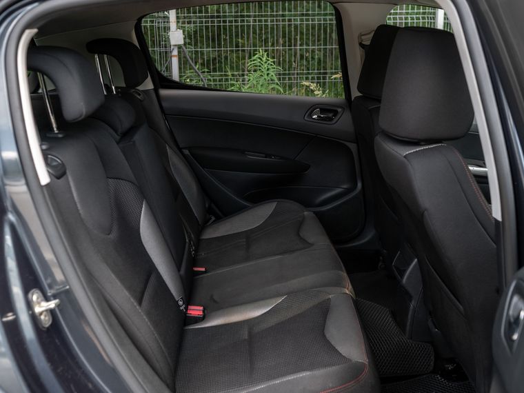 Peugeot 308 2011 года, 246 948 км - вид 11