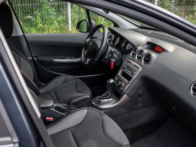 Peugeot 308 2011 года, 246 948 км - вид 12