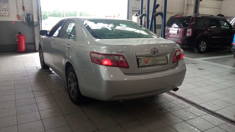 Toyota Camry 2007 года, 272 830 км - вид 4