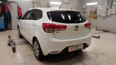 KIA Rio 2016 года, 136 278 км - вид 4