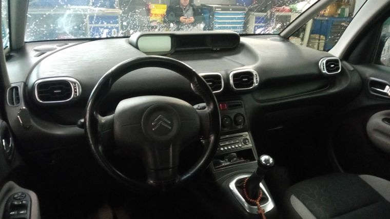 Citroen C3 Picasso 2009 года, 192 000 км - вид 5