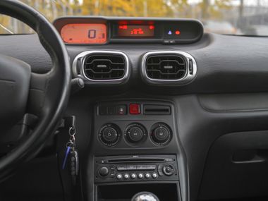 Citroen C3 Picasso 2009 года, 192 000 км - вид 7