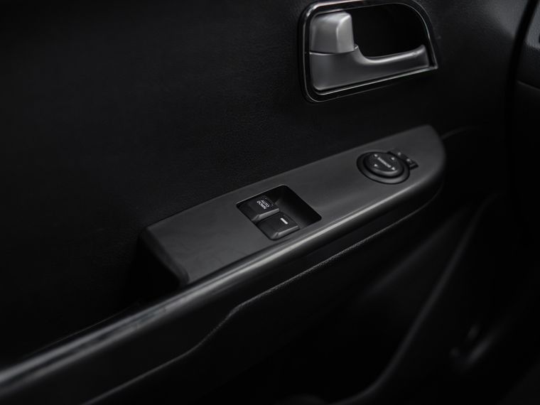 Kia Rio 2014 года, 145 545 км - вид 9