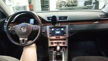 Volkswagen Passat 2013 года, 92 000 км - вид 5