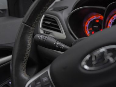 ВАЗ (LADA) Vesta 2021 года, 97 000 км - вид 6