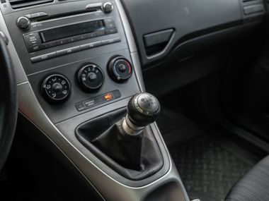 Toyota Auris 2009 года, 223 103 км - вид 8