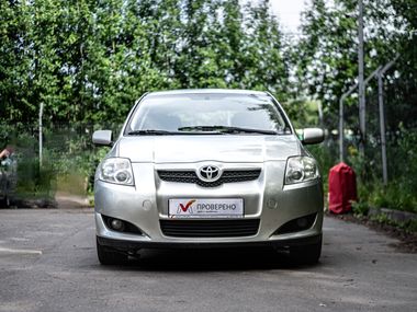 Toyota Auris 2009 года, 223 103 км - вид 3