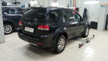 Ford Escape 2008 года, 223 278 км - вид 3