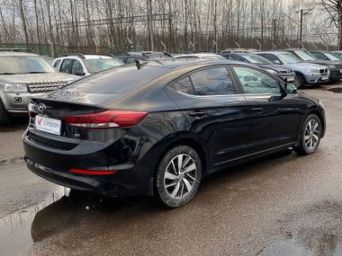 Hyundai Elantra 2017 года, 130 000 км - вид 5