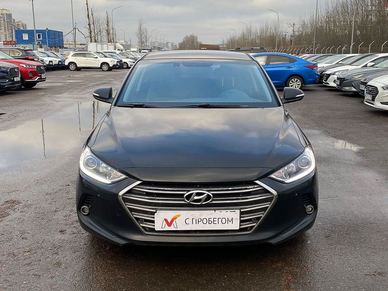 Hyundai Elantra 2017 года, 130 000 км - вид 3