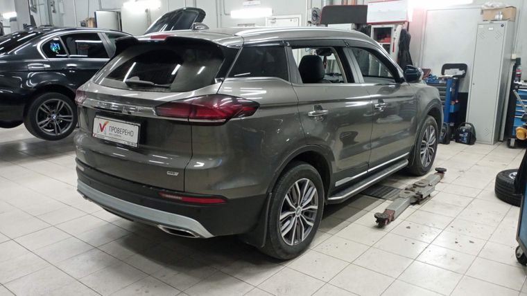 Geely Atlas Pro 2022 года, 112 693 км - вид 3