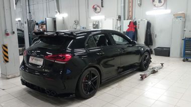 Mercedes-Benz A-класс AMG 2020 года, 35 113 км - вид 3