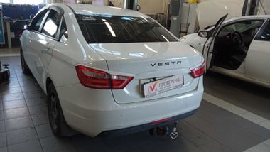 ВАЗ (LADA) Vesta 2017 года, 272 008 км - вид 4