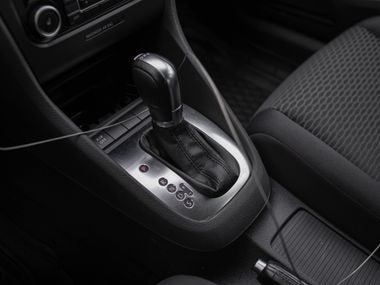 Volkswagen Golf 2011 года, 157 986 км - вид 8