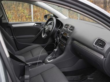 Volkswagen Golf 2011 года, 157 986 км - вид 11