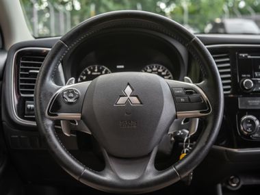 Mitsubishi Outlander 2012 года, 204 648 км - вид 7