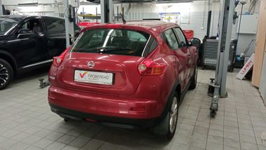 Nissan Juke 2013 года, 319 232 км - вид 3