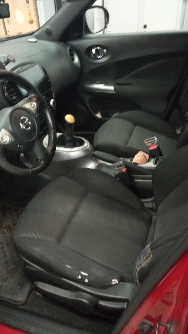 Nissan Juke 2013 года, 319 232 км - вид 5