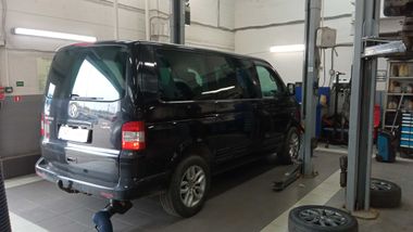 Volkswagen Multivan 2007 года, 229 271 км - вид 3