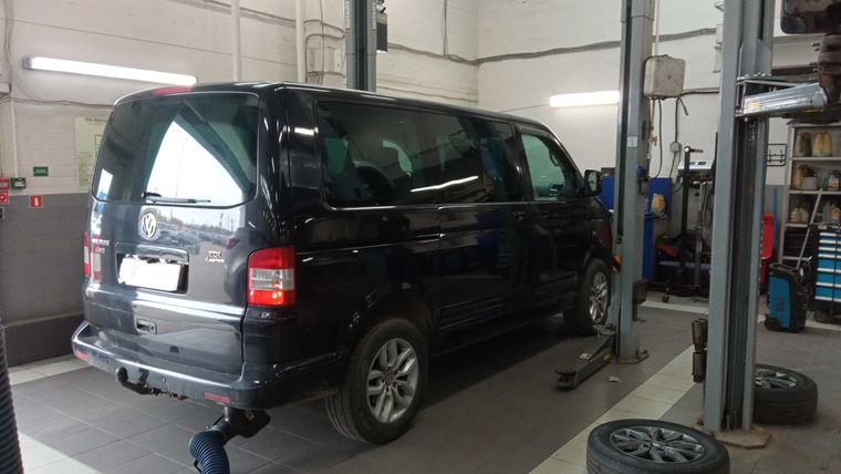 Volkswagen Multivan 2007 года, 229 271 км - вид 3