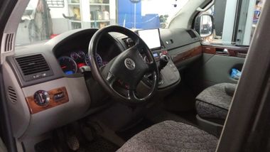 Volkswagen Multivan 2007 года, 229 271 км - вид 5