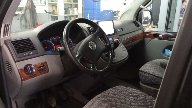Volkswagen Multivan 2007 года, 229 271 км - вид 5