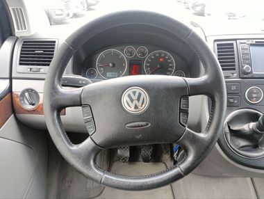 Volkswagen Multivan 2007 года, 229 271 км - вид 9