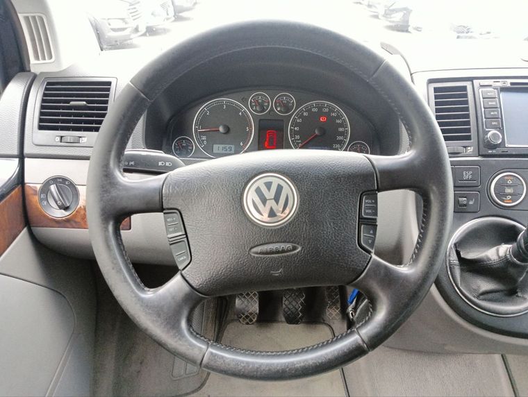 Volkswagen Multivan 2007 года, 229 271 км - вид 9
