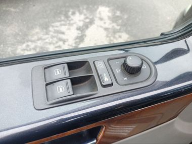 Volkswagen Multivan 2007 года, 229 271 км - вид 13