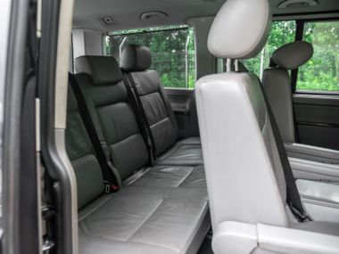 Volkswagen Multivan 2007 года, 229 271 км - вид 11