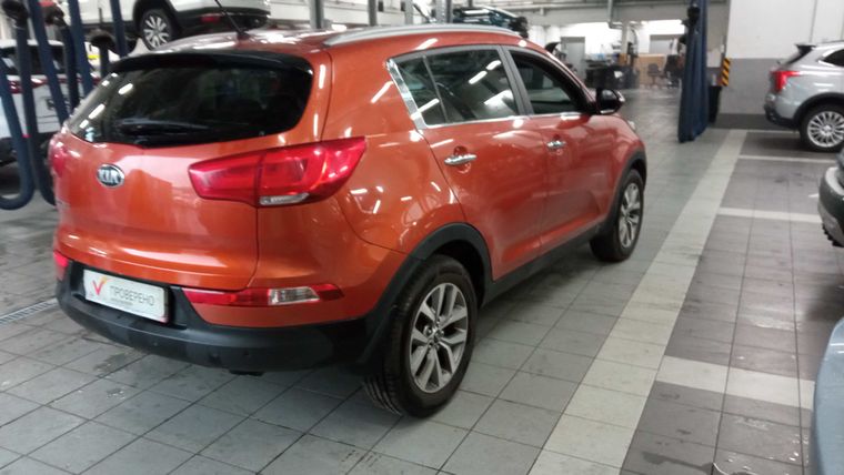 KIA Sportage 2014 года, 139 000 км - вид 3