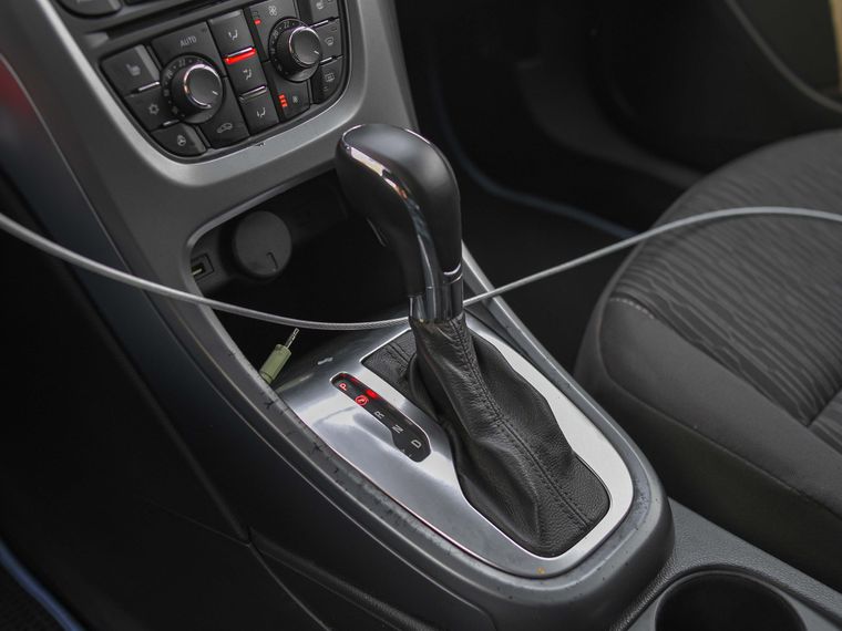 Opel Astra 2014 года, 174 500 км - вид 7